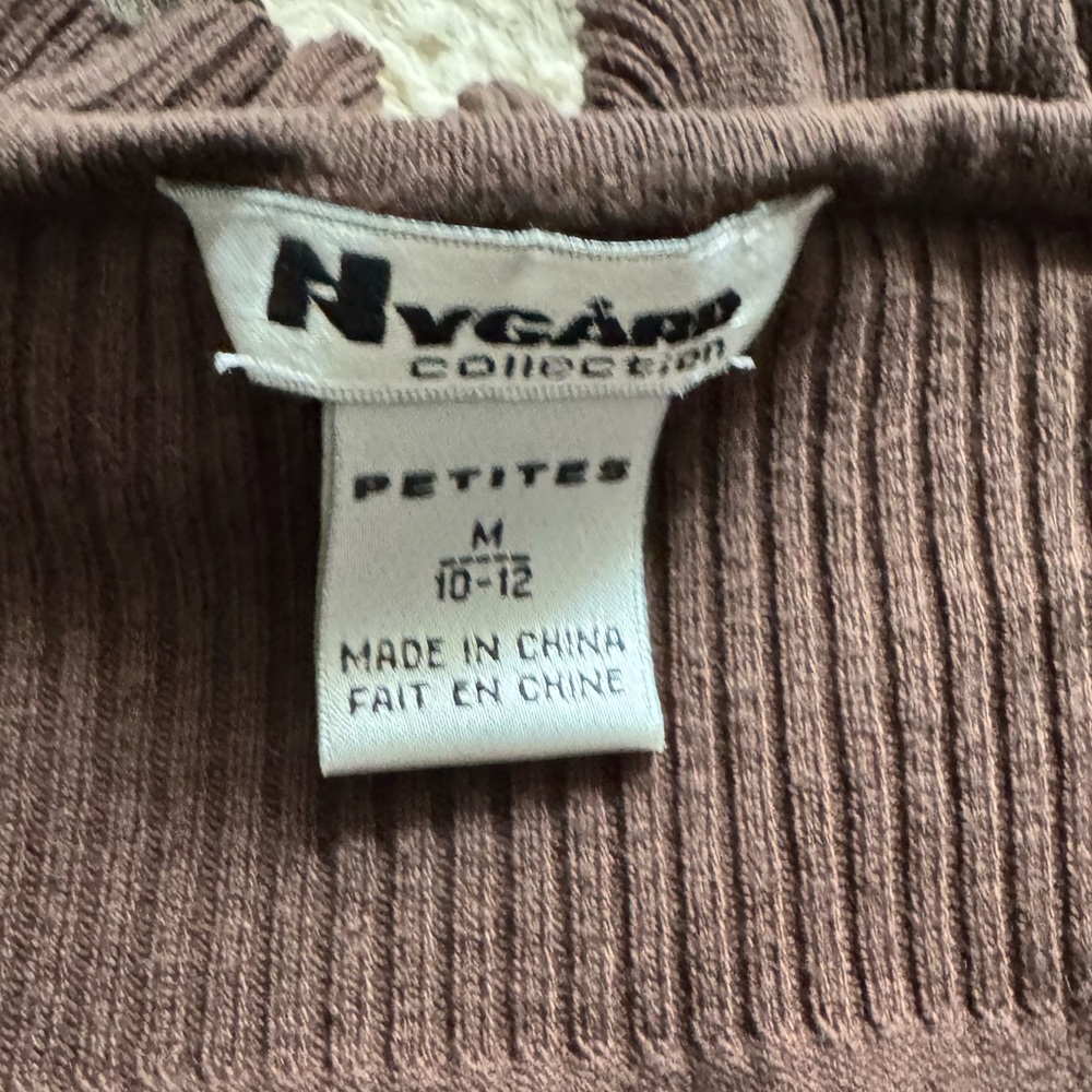 Vtg silk ruffle top - Picture 4 of 6